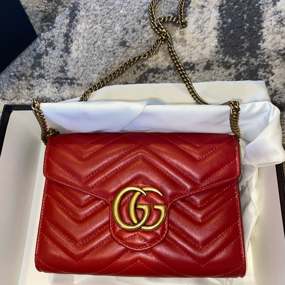 GG Marmont small shoulder bag